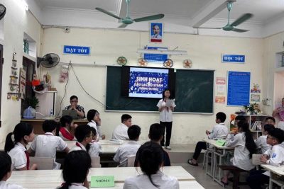 SÔI NỔI BUỔI SINH HOẠT CÂU LẠC BỘ STEAM: CHỦ ĐỀ “ CUỘC ĐUA KÌ THÚ”